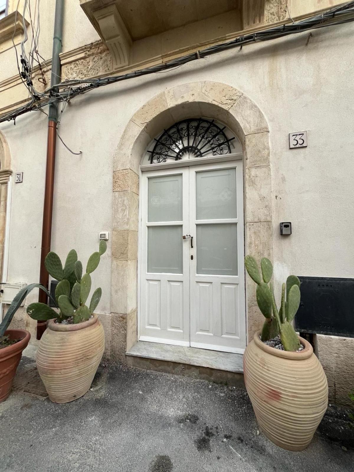 La Casa Di Eva In Via Nizza Appartement Syracuse Buitenkant foto